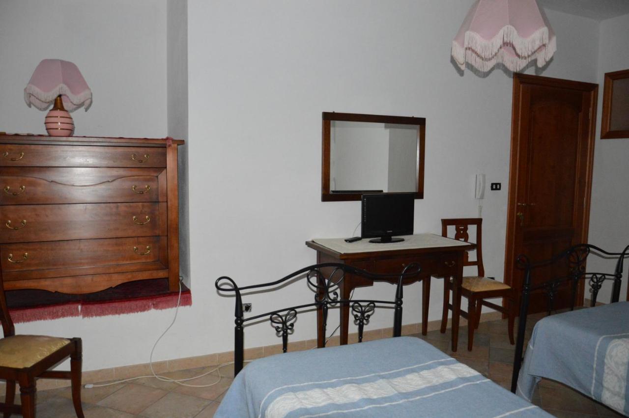 Sa Domo Tua Iun E5942 Bed & Breakfast Bonorva ภายนอก รูปภาพ